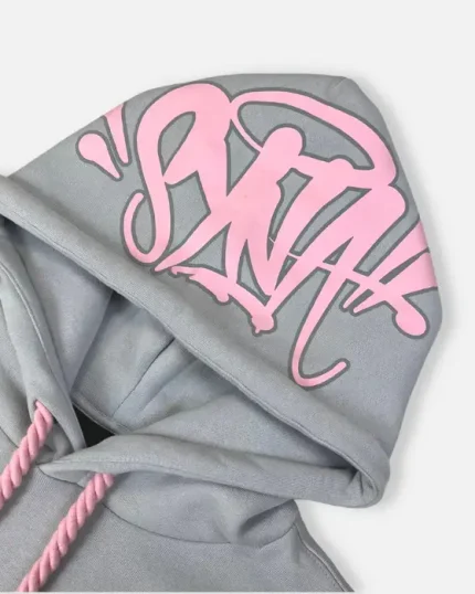 Syna World Clothing